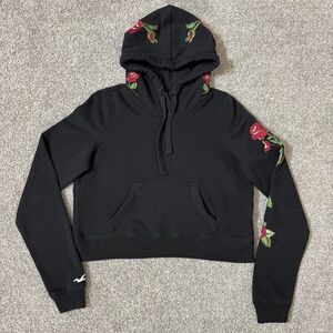 Hollister Hoodie Womens XS Black Rose Embroidered Cropped Fleece Sweatshirt